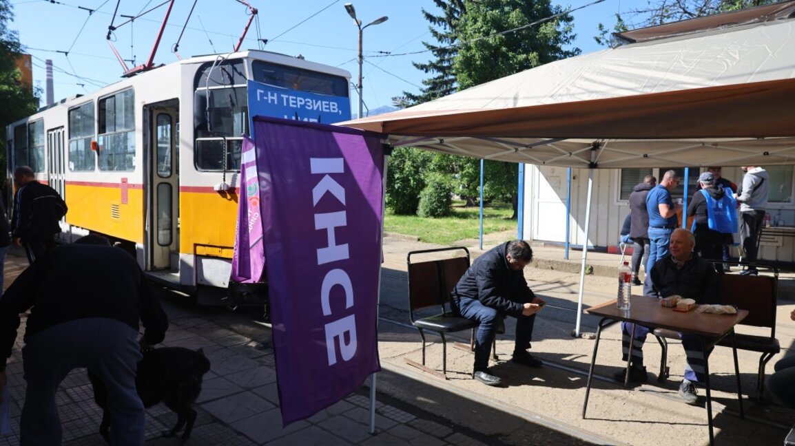 Блокада в гараж "Земляне"