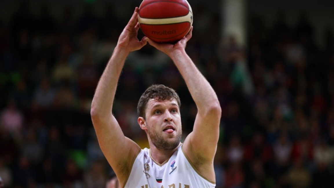 Везенков е Най-полезен играч в 21-ия кръ...