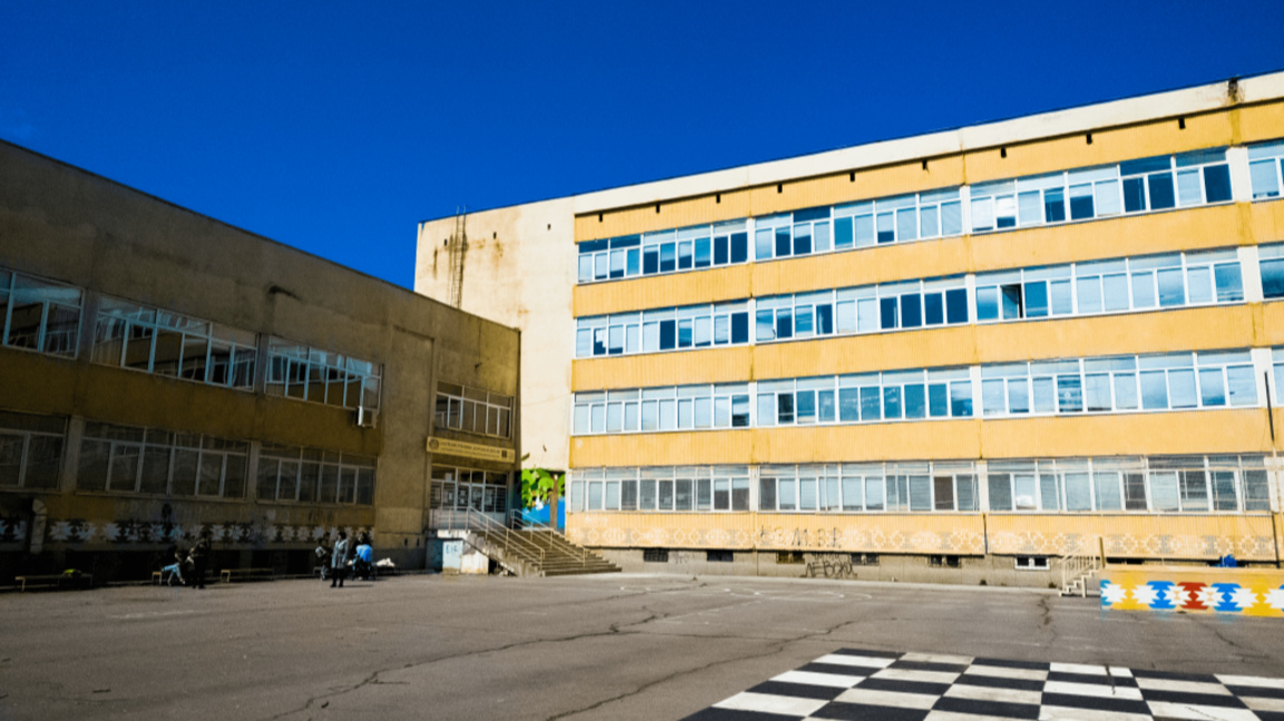 История на образованието по изкуствата: Епизод 4 – 144 СУ "Народни будители" 