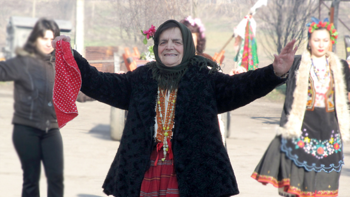 "Заиграло бабино оро" – традиции за Баби...