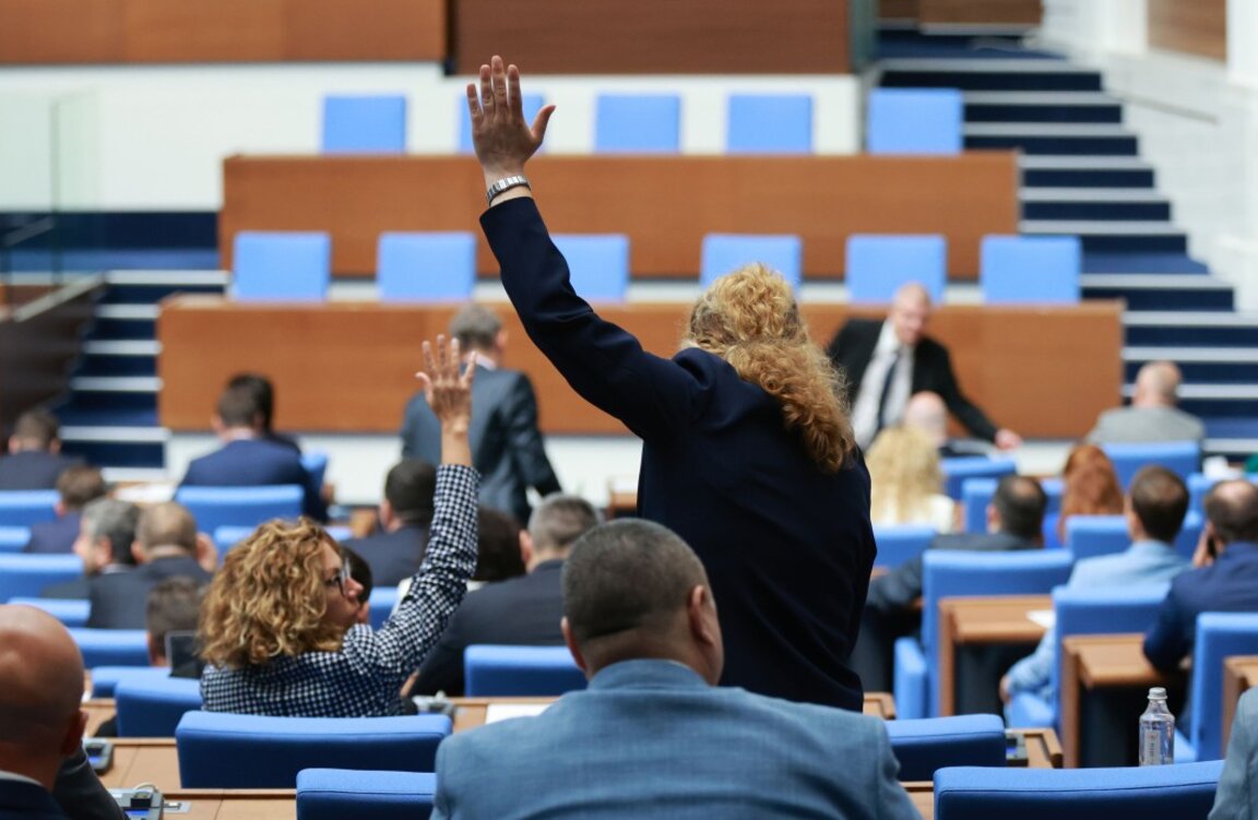 Отпада забраната за внос на украинско зърно