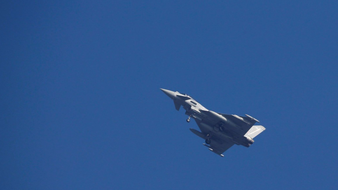 Изтребител "Тайфун" на британските военновъздушни сили