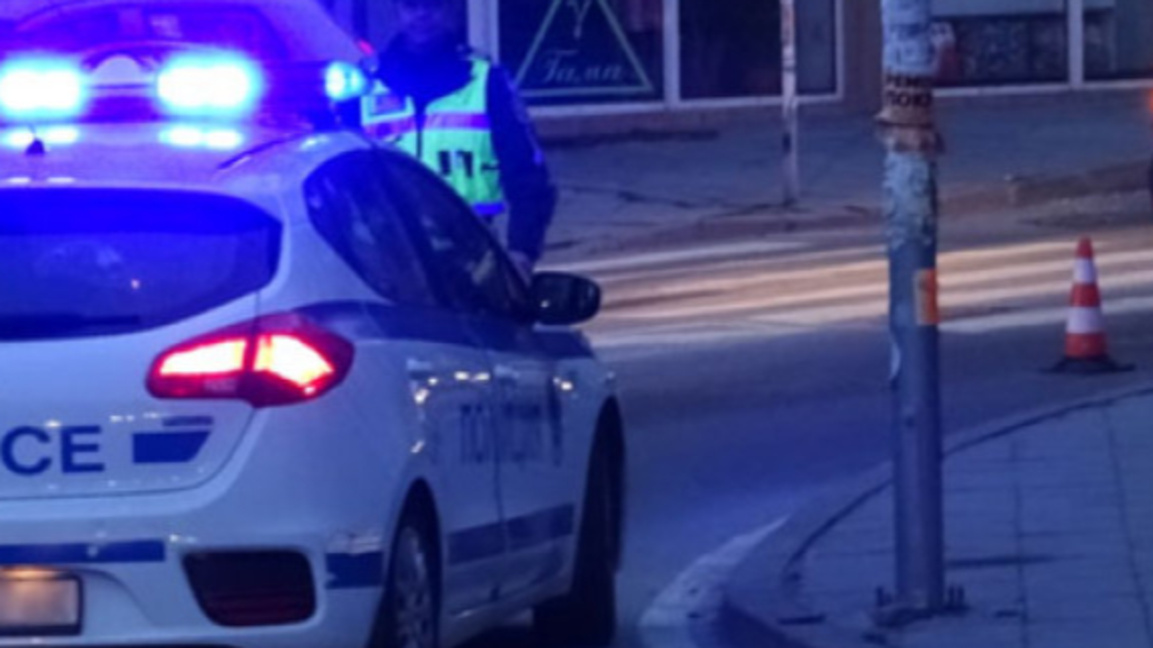 Двама пострадаха в катастрофа...