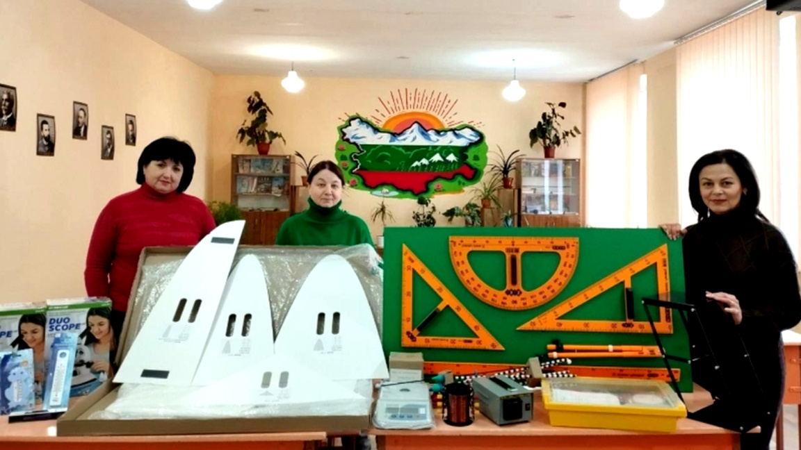 Дванайсет училища в Болградски район получиха модерно оборудване