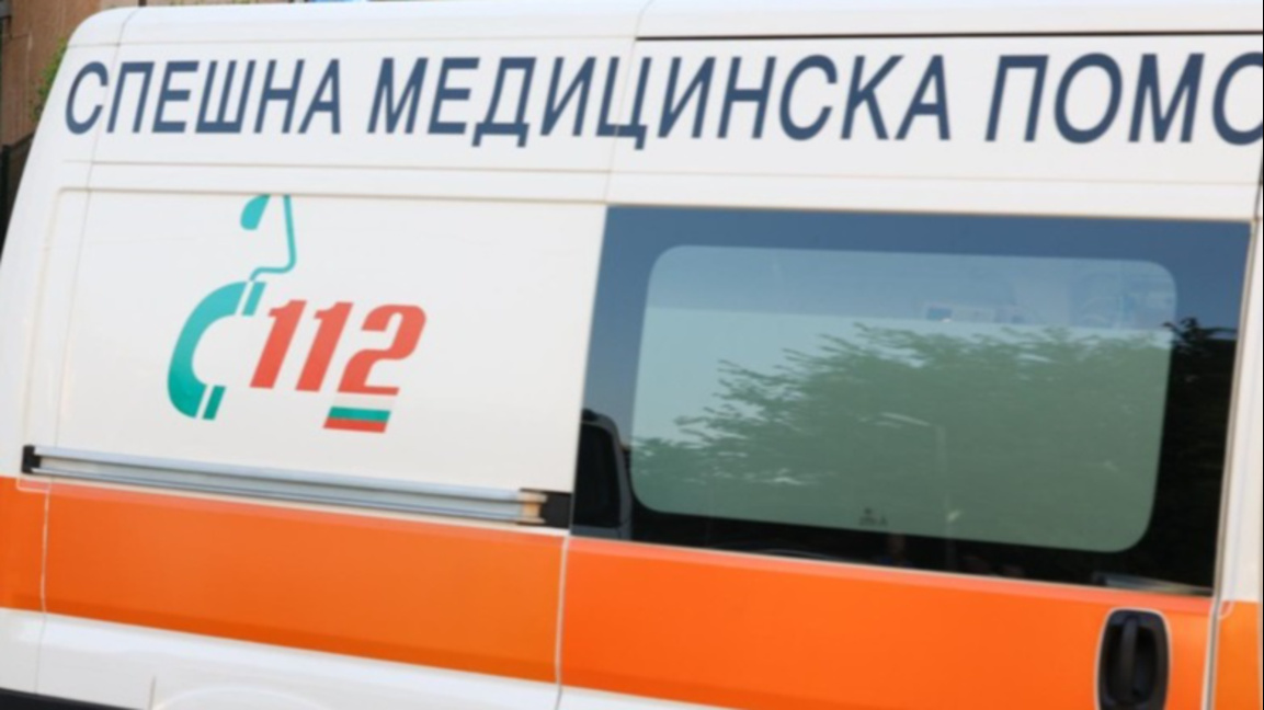 Спешна медицинска помощ линейка